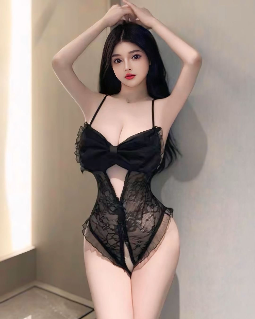 ชุดบอดี้สูทลูกไม้สุดแซ่บ พร้อมโบว์ใหญ่สีดำ-3