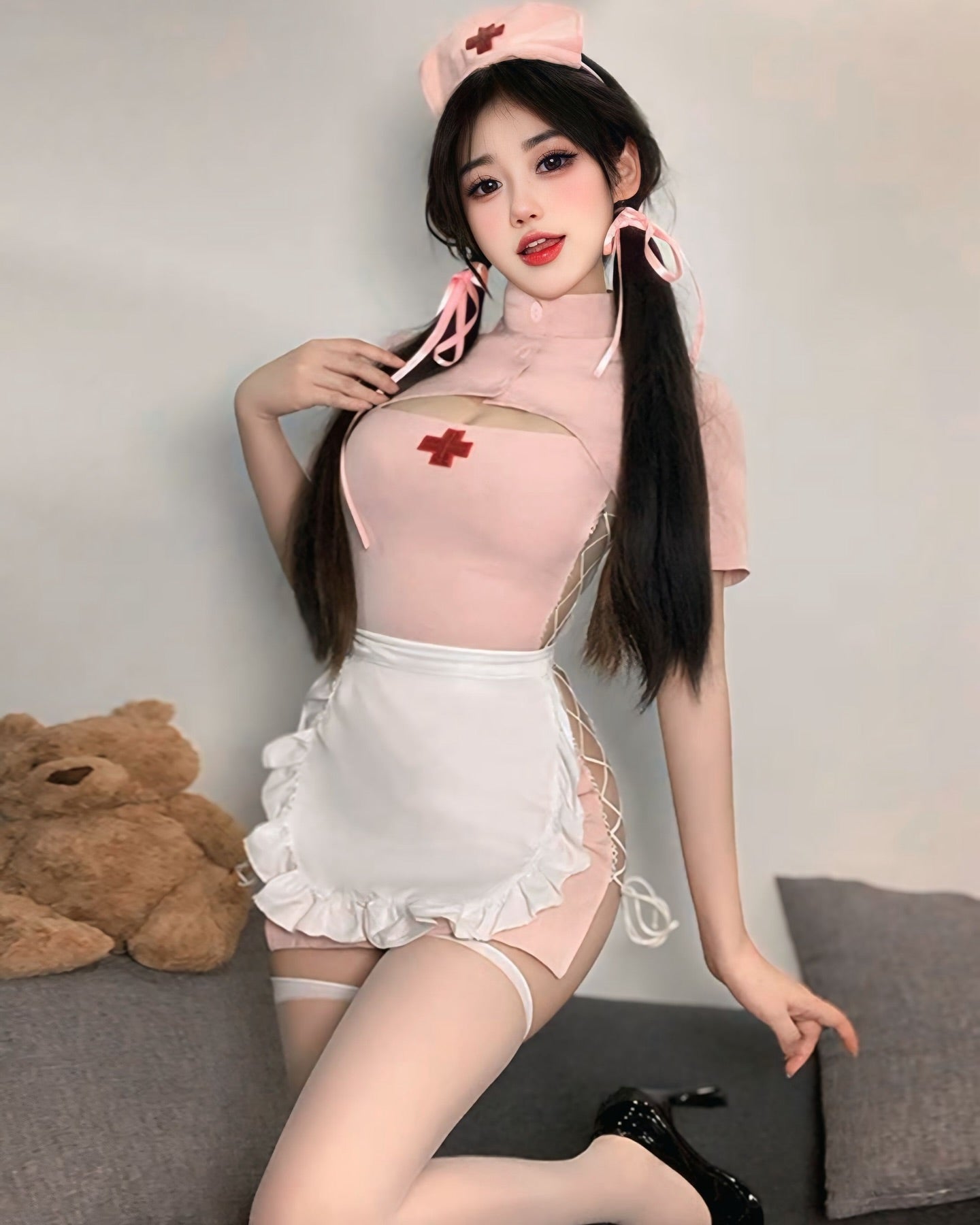 ชุดคอสเพลย์พยาบาล เว้าอกโชว์ขา พร้อมที่คาดผม-1