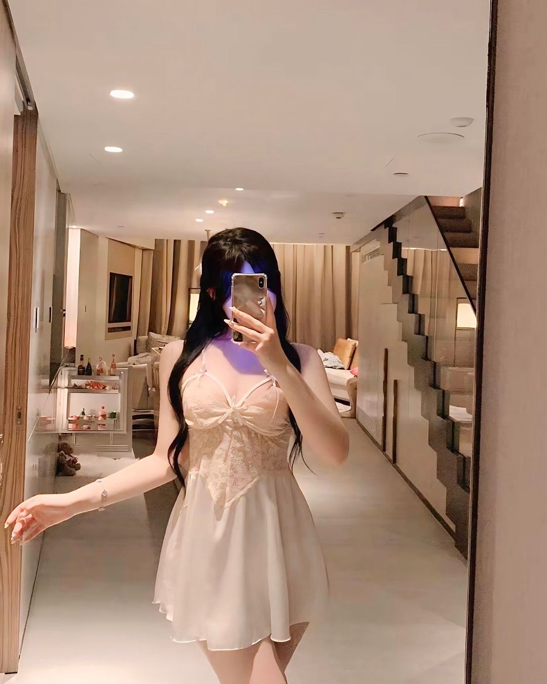 ชุดนอนเดรสผ้าซาตินกระโปรงทรงพลีสสุดน่ารัก-2