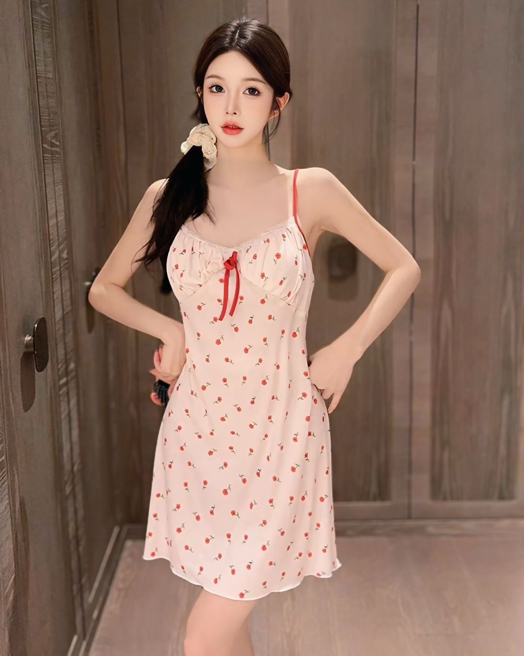 ชุดนอนเดรสกระโปรงลายดอกไม้ สุดน่ารักแฝงเสน่ห์เย้ายวน-1