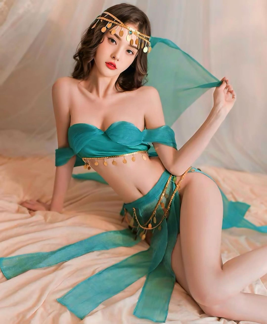 ชุด Cosplay เจ้าหญิงจัสมิน สุดเย้ายวน แฝงด้วยความเซ็กซี่-3