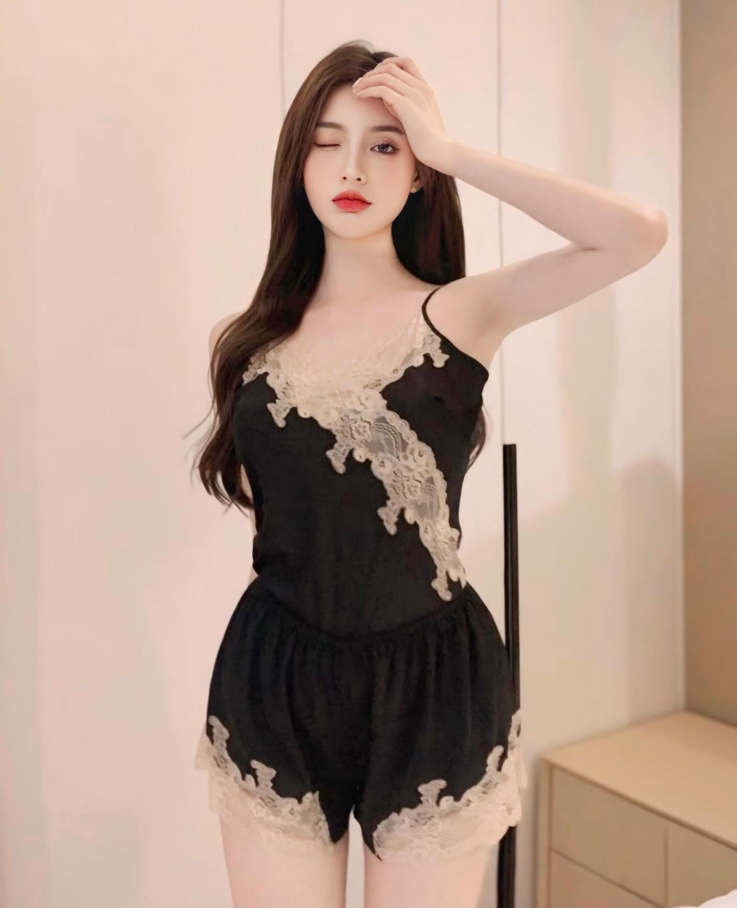 ชุดนอนสายเดี่ยวเซ็ทเสื้อและกางเกง ผ้าซาตินแต่งขอบลูกไม้-2