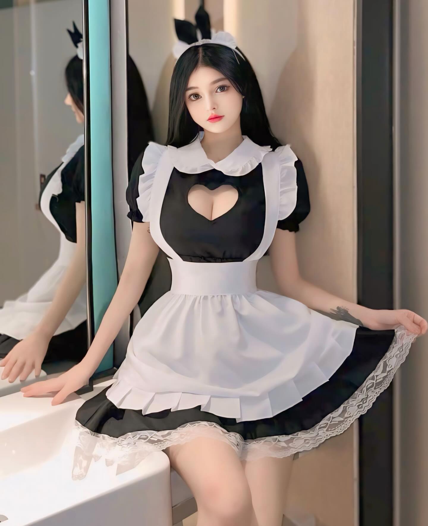 ชุดเมดแม่บ้าน งานเว้าหน้าอกรูปหัวใจ-2