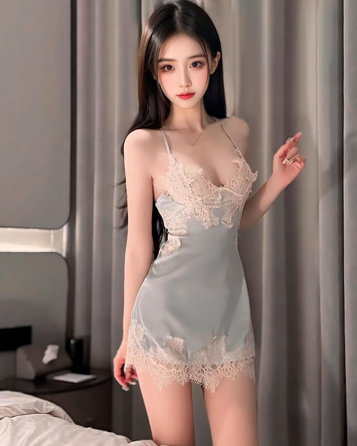 ชุดนอนซาตินแต่งอกลูกไม้สายไขว้หลัง งานพรีเมี่ยมสุดหรู-3