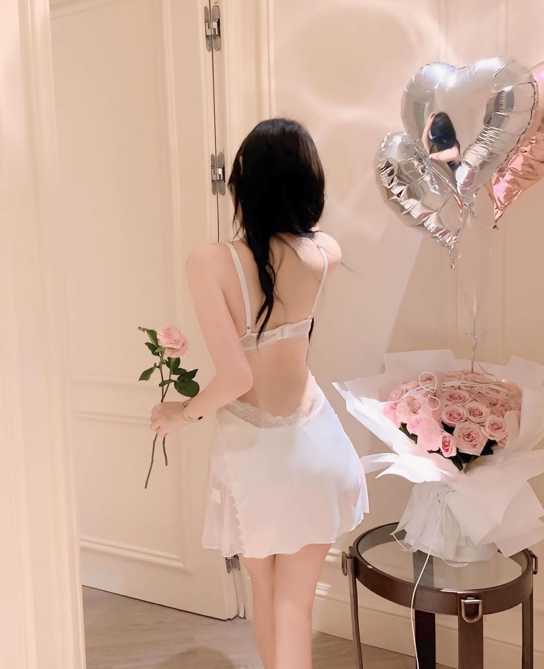 ชุดนอนเดรสสายเดี่ยวผ้าซาติน ผูกโบว์น่ารัก-1