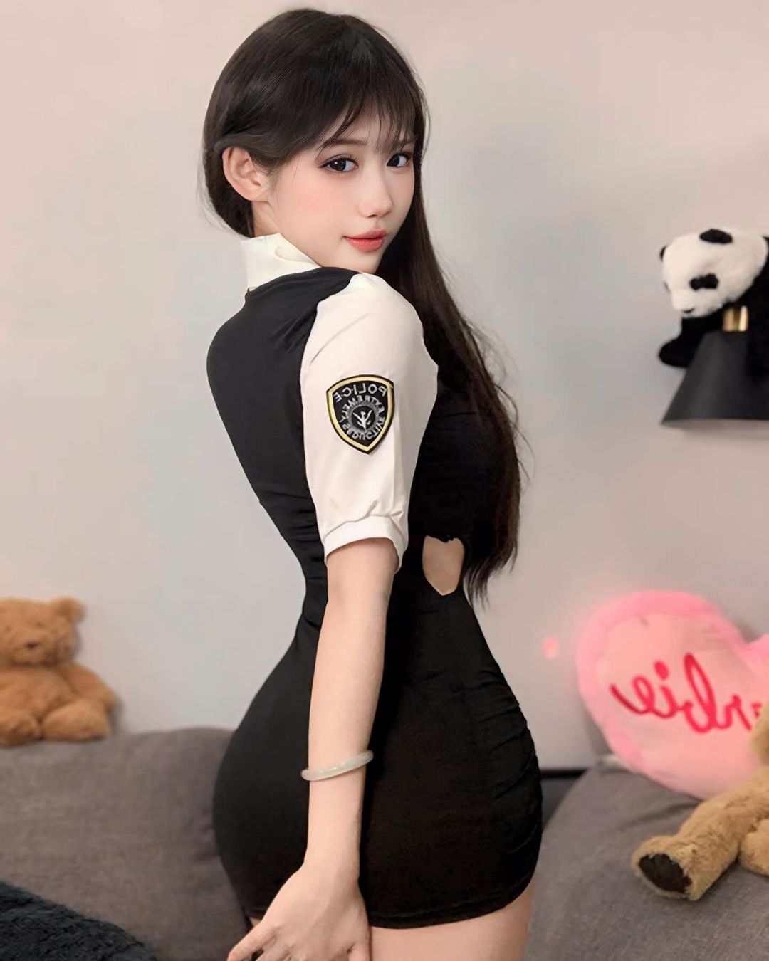 ชุดคอสเพลย์ตำรวจสาวสุดเซ็กซี่-1
