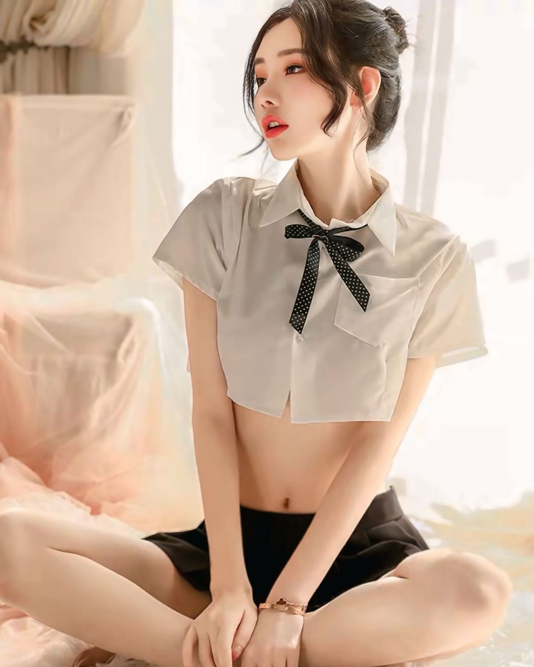 ชุดคอสเพลย์นักเรียนลุคยั่วๆ แบบลูกคุณ-1